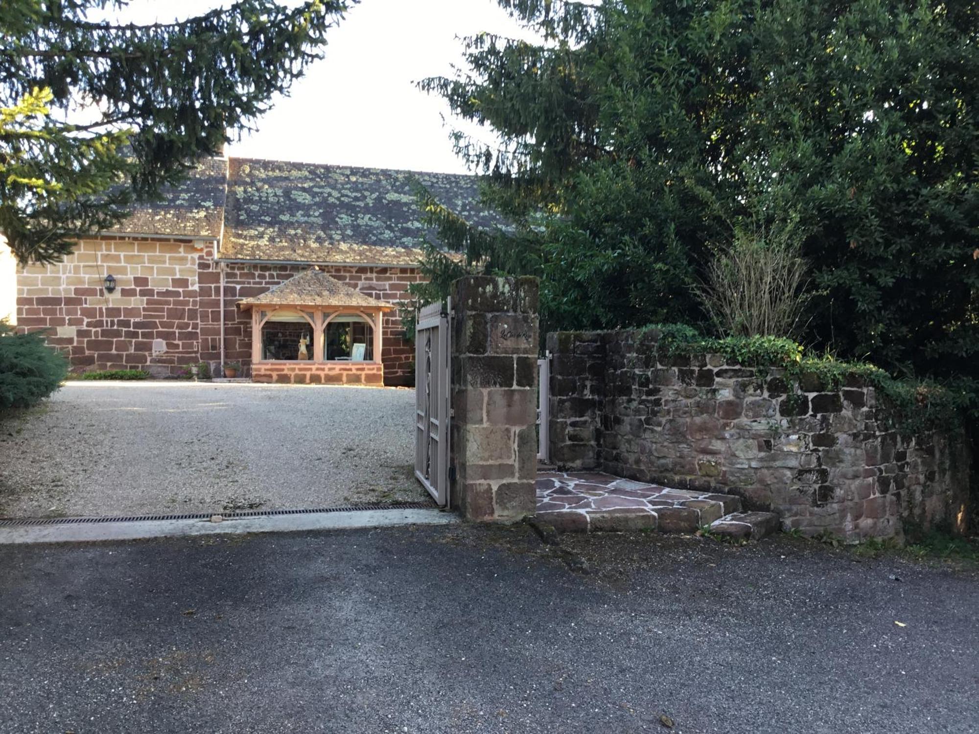 Le Clos De Rose Ussac Eksteriør bilde